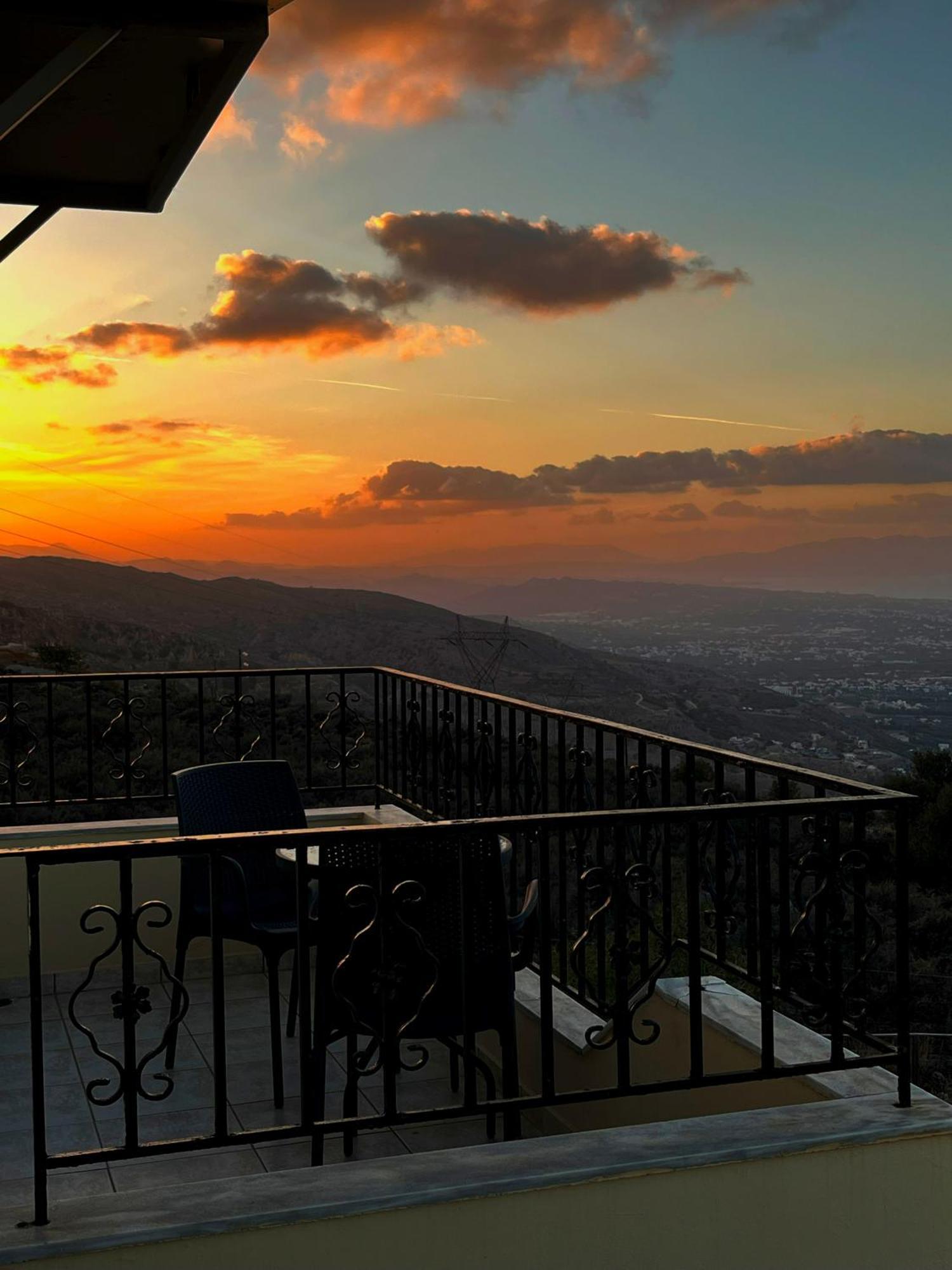 Panos Village Maláxa Kültér fotó